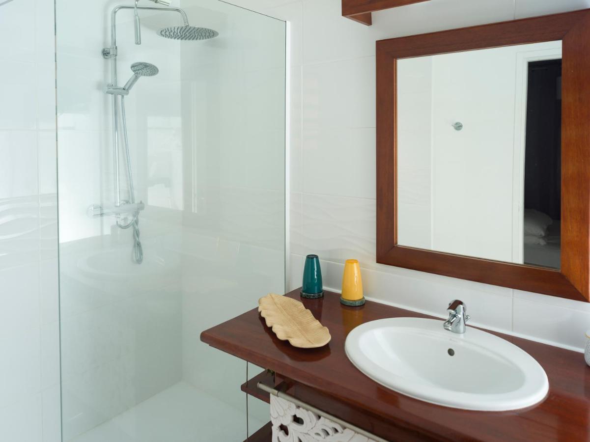 Pop'S Appartements Residence Marisol Au Bord De La Mer 哥西尔 外观 照片